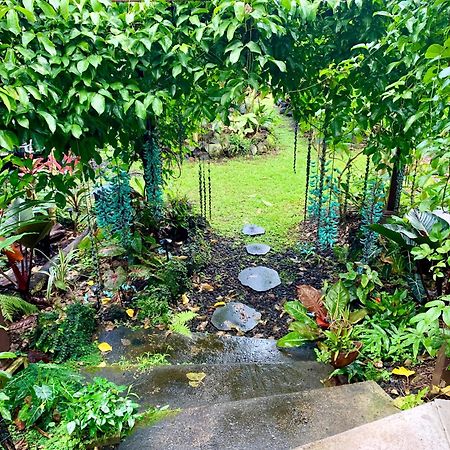 Phoenix Garden Pahoa Buitenkant foto