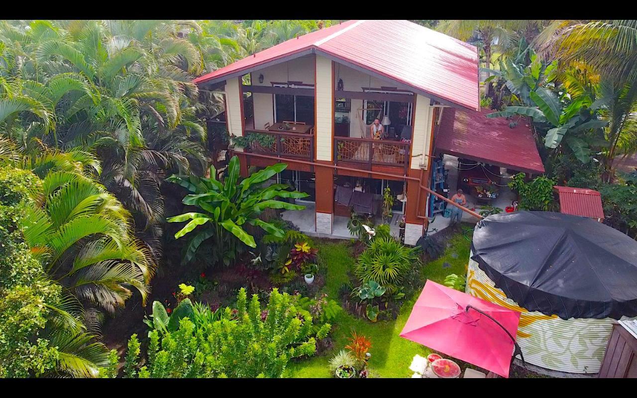 Phoenix Garden Pahoa Buitenkant foto